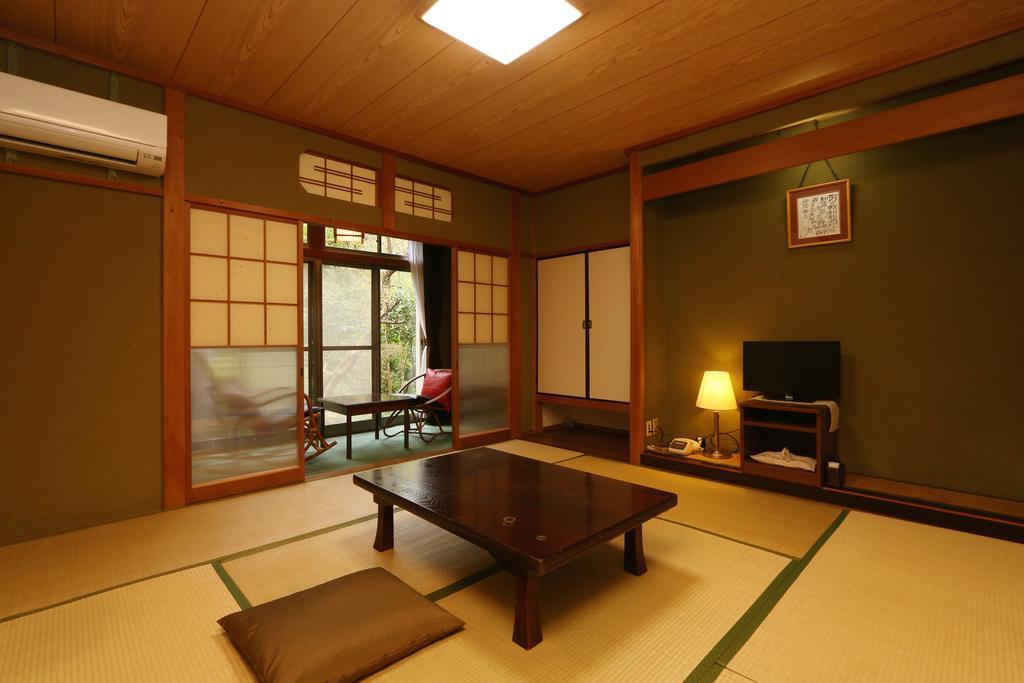 Hotel Ichiyo Yugawara Exterior foto